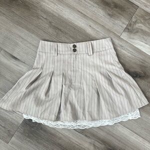 preppy striped laced short skirt